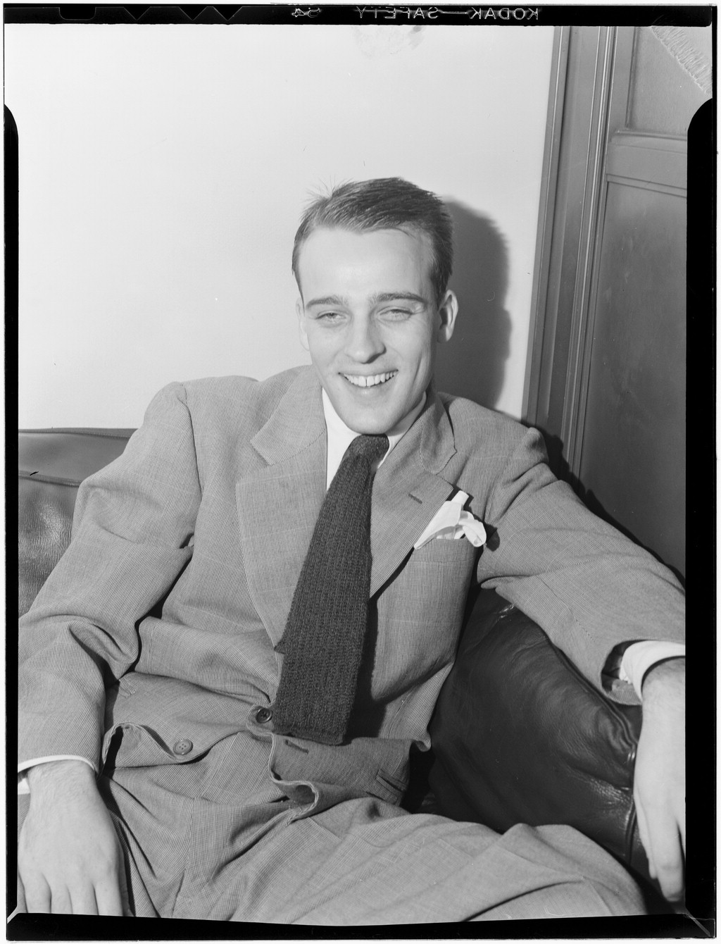 Neal Hefti, autor do famoso tema de abertura do seriado Batman na televisão (Foto: www.snipview.com)