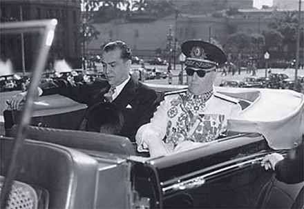 JK e e seu ministro da Guerra, general Henrique Duffles Batista Teixeira Lott