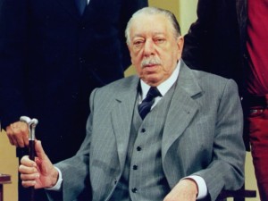 Eduardo Medeiros (José Lewgoy) (Foto: CEDOC/TV Globo)