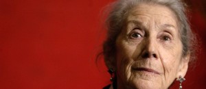 Nadine Gordimer é considerada uma das maiores escritoras de seu país - (Fonte: GUILLERMO ARIAS / AP)