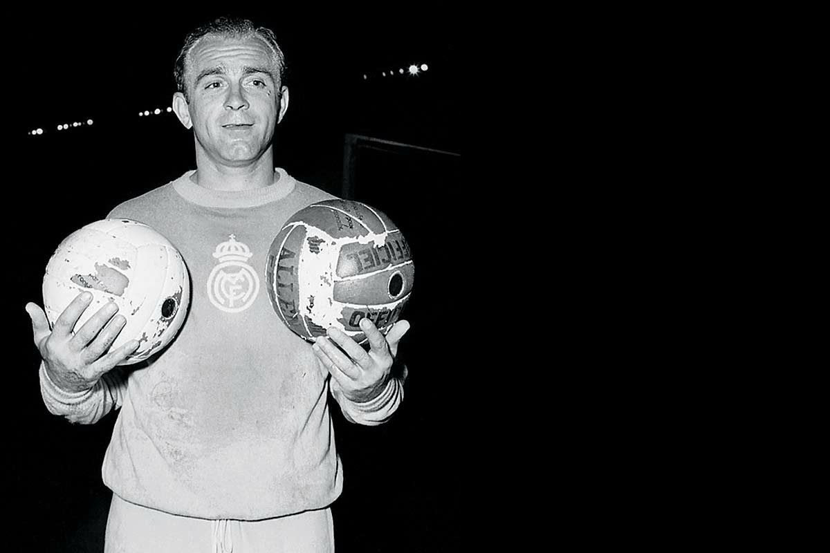 Alfredo di Stefano, lenda viva do Real Madrid, considerado um dos