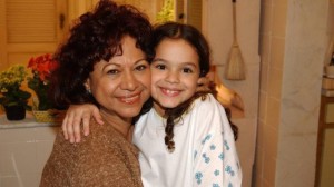 Manoelita Lustosa e Bruna Marquezine na novela "Mulheres apaixonadas" (Foto: Arqeuivo/Gianne Carvalho)