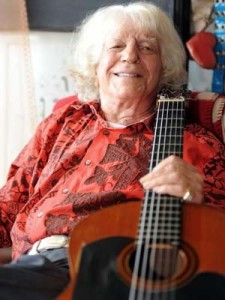 Manitas de Plata em foto de 2011 (Foto: AFP PHOTO/PASCAL GUYOT)