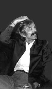 Carlito Maia criou os slogans "oPTei", em meados dos anos 80, e "Lula-Lá" e "Sem Medo de Ser Feliz"