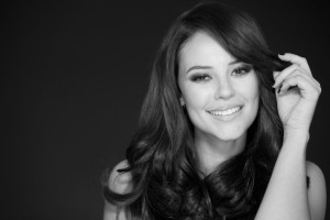 Paolla Oliveira começou a carreira fazendo comerciais na TV e campanhas publicitárias