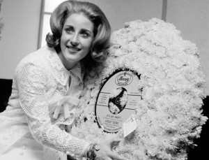 Lesley Gore em 1964 (Foto: AP Photo/Marty Lederhandler, File)