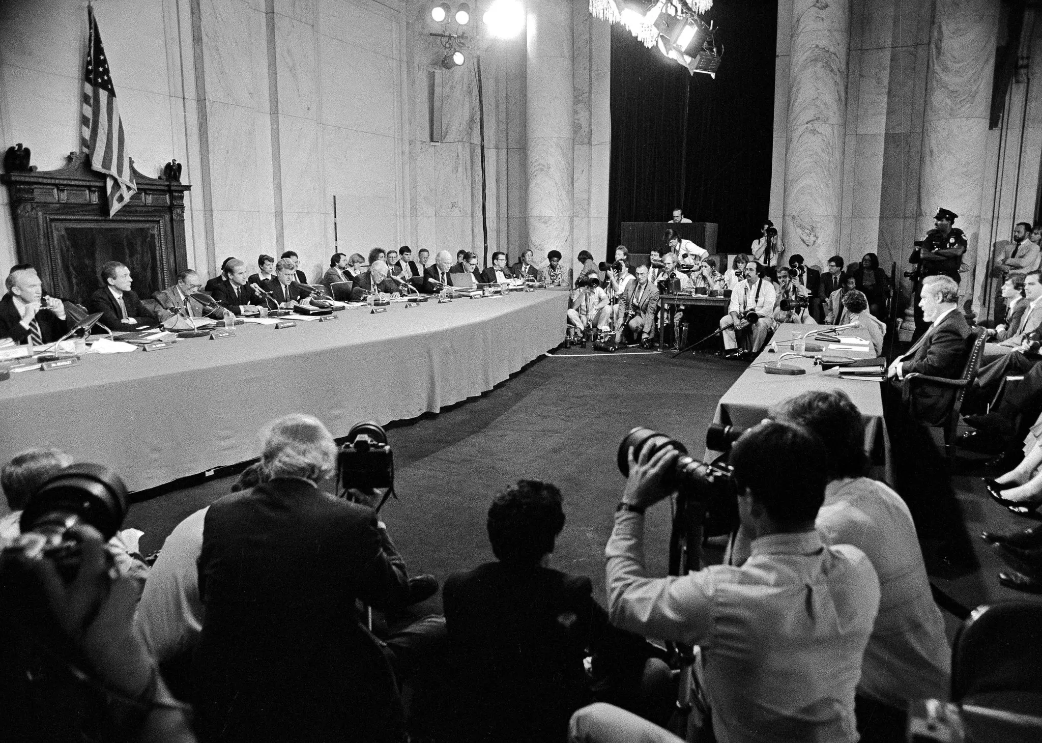 A nomeação do juiz Bork para o Supremo Tribunal dos Estados Unidos em 1987 foi rejeitada pelo Senado, numa batalha política histórica cujo impacto ainda se faz sentir.Crédito...José R. Lopez/The New York Times