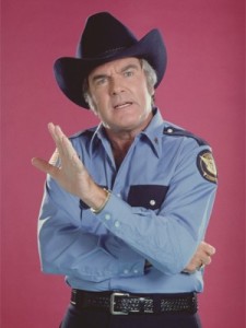 James Best em 'The Dukes of Hazzard' (1979) (Foto: Divulgação)