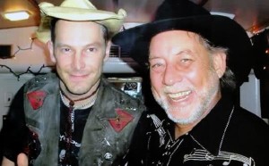 Hank Williams III prestou homenagem (foto Facebook) ao colega.