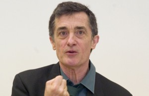 Foto de maio de 2006 mostra Roger Ree (Foto: AP)