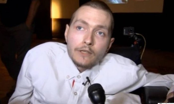 O russo Valery Spiridonov, de 30 anos, é o voluntário para ganhar um novo corpo - REUTERS