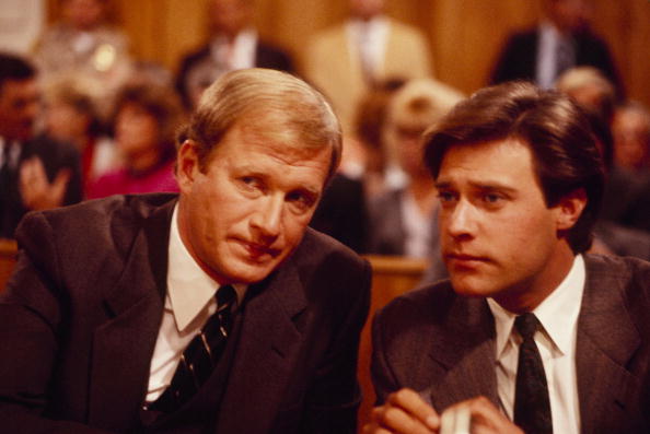 Howard com John James em ‘The Colbys’ (Foto: ABC/Arquivo)