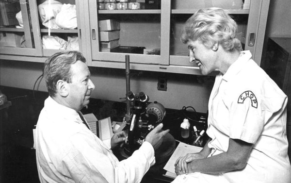 Werner e Gertrude Henle (Foto: articles.philly.com/Divulgação)