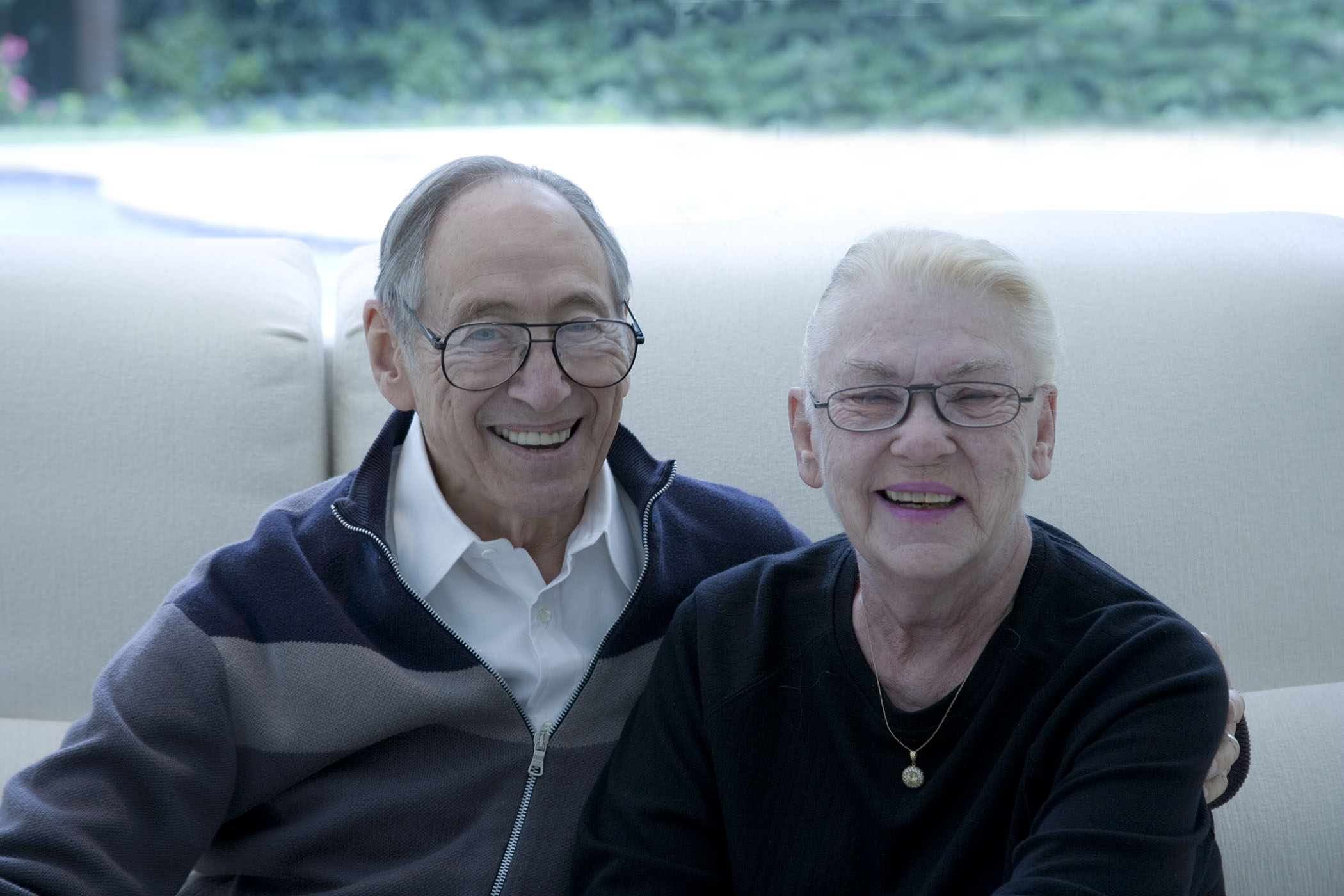 Alvin e Heidi Toffler em 2005 - (Foto: www.prweb.com/Divulgação)