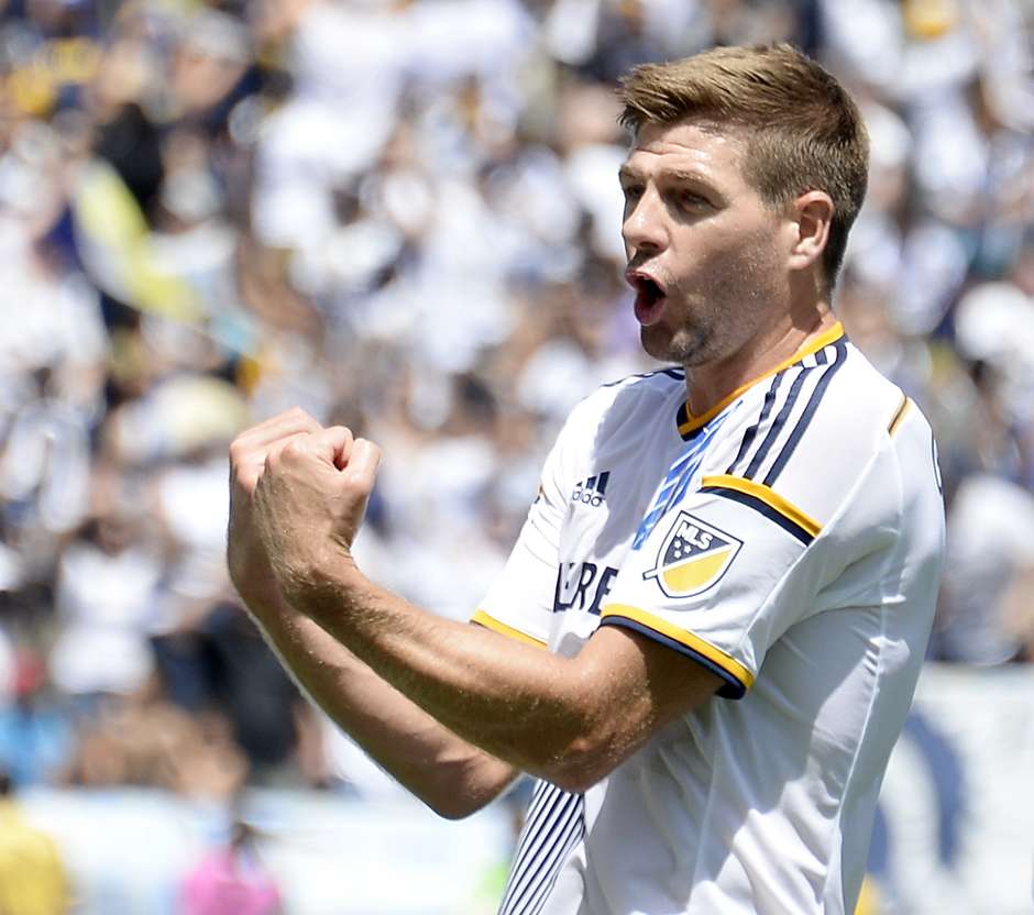 O meio-campista inglês Steven Gerrard (Foto: Getty Images)