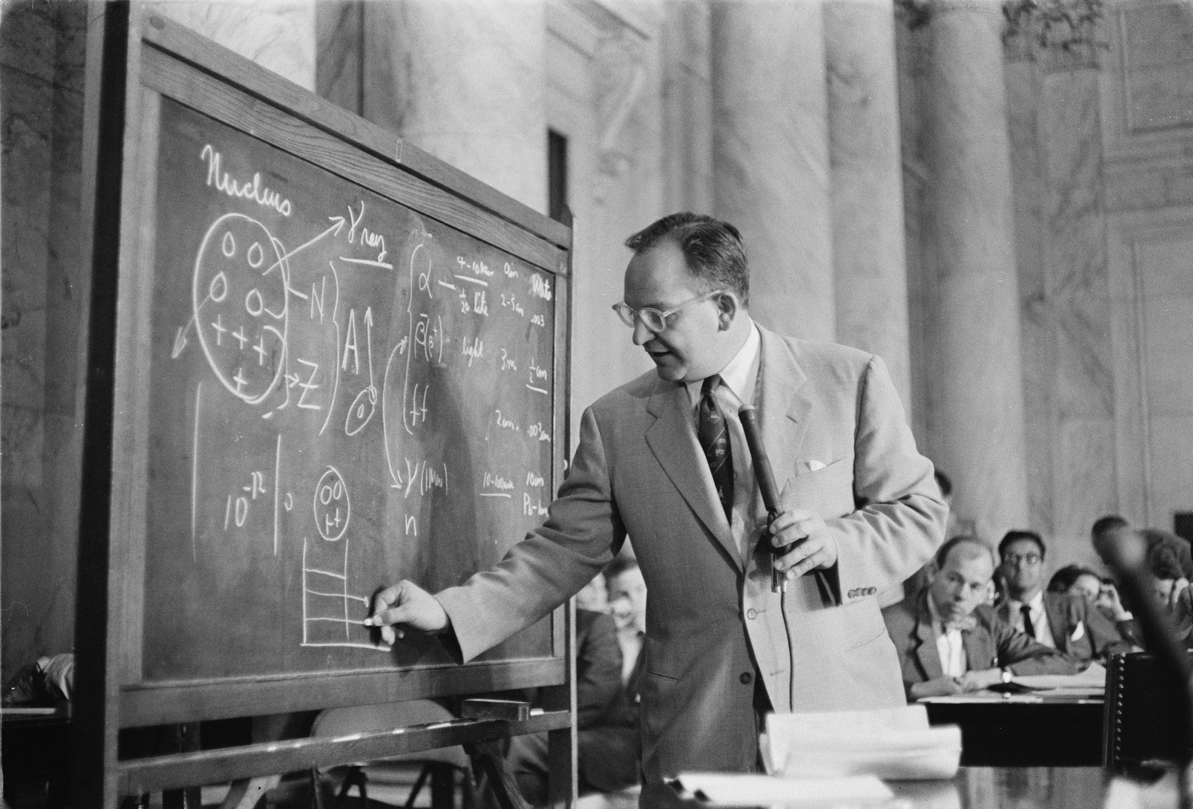 Fritz Zwicky (Foto: Like Success/Divulgação)