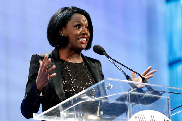 Galeria©Fornecido por Showbizz Daily (Brasil)