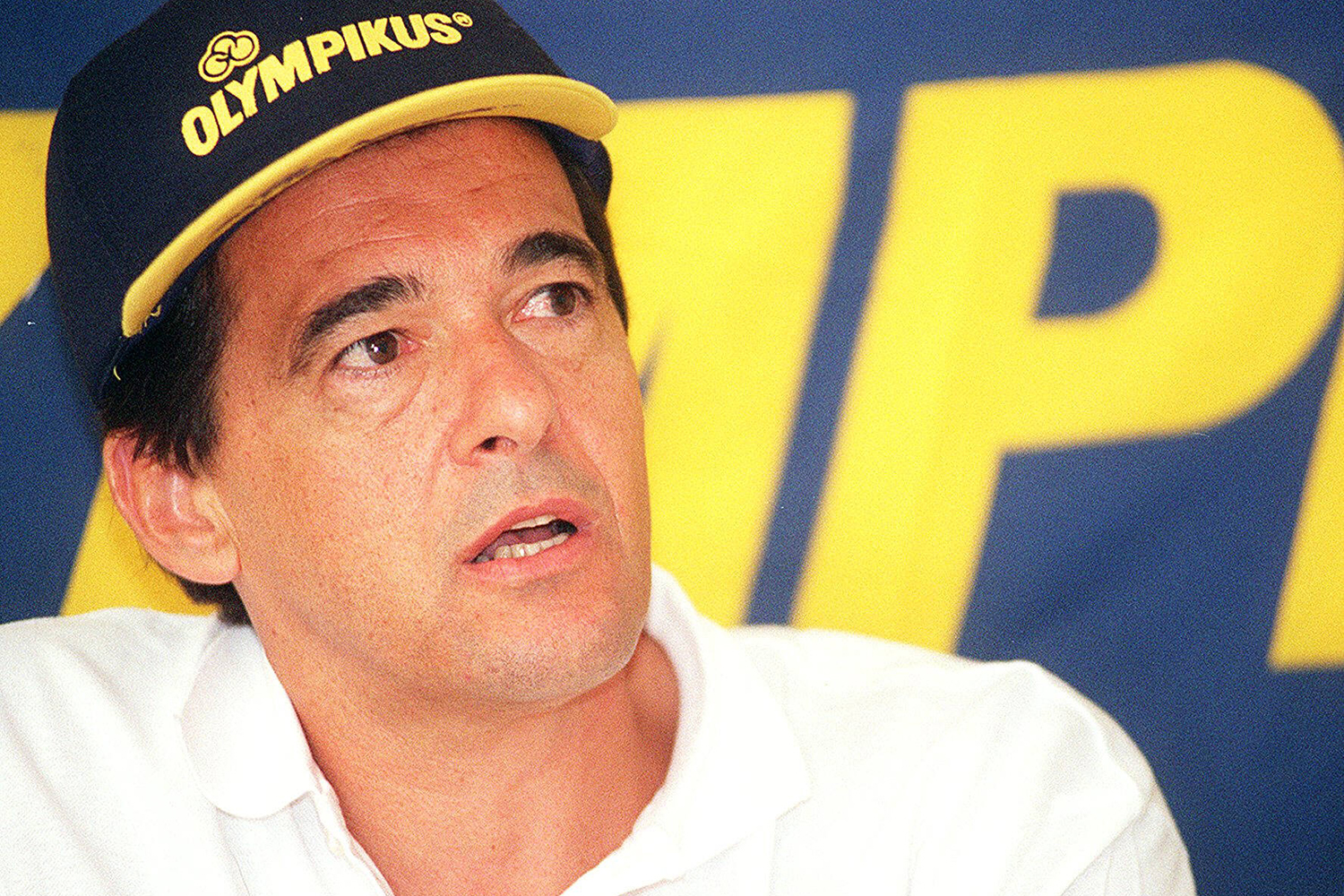 Bebeto de Freitas, técnico do time de vôlei Olympikus - 14/03/1997