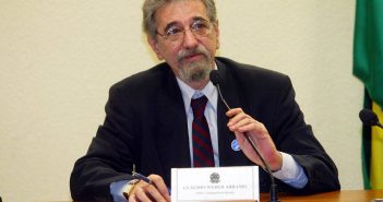 Cláudio Weber Abramo