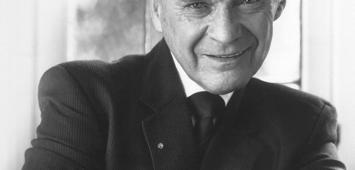 Clarence Walton Lillehei, era frequentemente referido como o “pai da