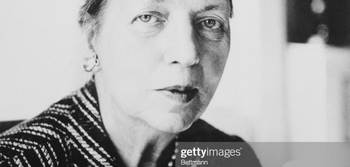 (Crédito da foto: Getty Images) Louise Bogan, autora de The Blue Estuaries: Poems 1923-1968.