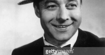 (Direitos restritos para clientes editoriais específicos na Alemanha. Direitos limitados para clientes editoriais específicos na Alemanha.) Ruehmann, Heinz - Ator, Alemanha - (*07.03.1902-03.10.1994+) Cena do filme 'Fuenf Million sucht ein Erben' ' Dirigido por: Carl Boese Alemanha 1938 Produzido por: Majestic-Film GmbH Vintage property of ullstein bild (Foto de ullstein bild via Getty Images)