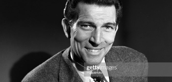 Inglaterra, 1951, Um retrato do ator britânico Michael Rennie (Foto de Popperfoto via Getty Images/Getty Images)