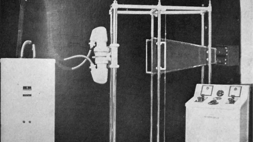 Aparelho usado para fazer abreugrafia. 