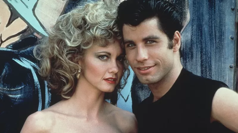 Newton-John é conhecida em todo o mundo por seu papel como Sandy no filme "Grease" (1978). (Foto: GETTY IMAGES)