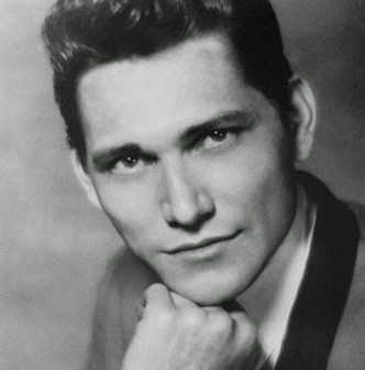 Billy Lee Riley; Pioneiro do rockabilly fez 'Flyin' Saucers Rock and Roll'. (Crédito da fotografia: FROM THE VAULTS / REPRODUÇÃO / DIREITOS RESERVADOS)