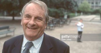 031002. Madri Dominique Lapierre. Escritor COMPLETO (Foto de Quim Llenas/Capa/Getty Images)