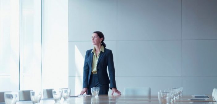 (Crédito da foto: Getty Images) A presença de mulheres na liderança melhora a maneira como as companhias pensam sobre mulheres