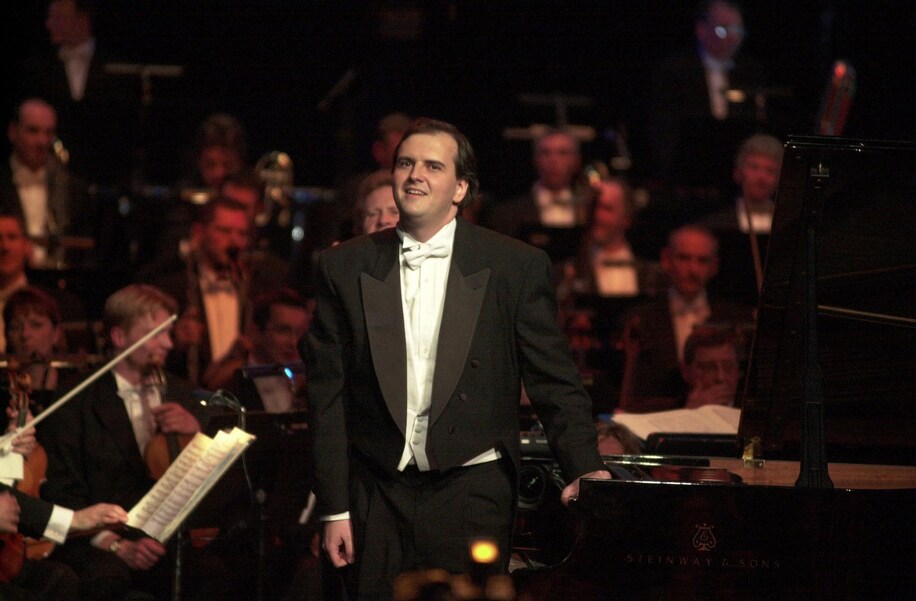 Nicholas Angelich se apresenta em Nantes, na França, em 2001. (Frank Perry/AFP via Getty Images)