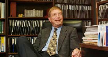 Jon A. Peterka, gigante da engenharia eólica. (Cortesia da foto da CPP Wind Engineering)