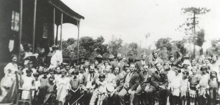 Em outubro de 1904, 38 famílias de vários países europeus chegaram a seu novo lar: a Fazenda Pinhal, no município de Santa Maria (RS) © Divulgação