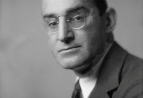 S. N. Behrman; Dramaturgo e Autor (Crédito da fotografia: Cortesia © Copyright de 1990-2023 by IMDb.com, Inc./ REPRODUÇÃO/ DIREITOS RESERVADOS)