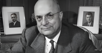 Henry John Kaiser (1882-1967). (Crédito da fotografia: Cortesia https://www.timetoast.com/timelines/emprendedor/ TODOS OS DIREITOS RESERVADOS)