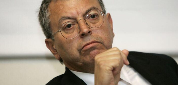 Manuel Camacho Solis; veterano político mexicano abandonou o partido no poder - (Credito da fotografia: Cortesia Los Angeles Times/ TODOS OS DIREITOS RESERVADOS)