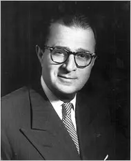 Simon Michael Bessie, editor de grandes figuras literárias SM Bessie, por volta de 1971. (Créditoda fotografia: Cortesia © Copyright All Rights Reserved/ Blackstone-Shelbourne/ REPRODUÇÃO/ TODOS OS DIREITOS RESERVADOS)