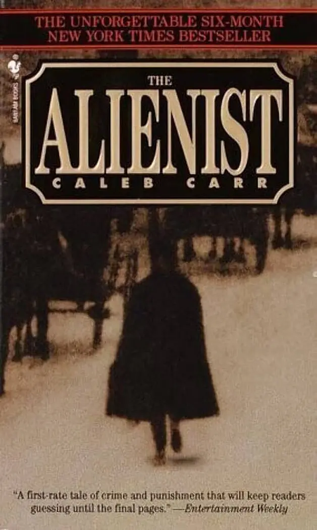 “The Alienist”, publicado em 1994, foi um sucesso imediato e recebeu críticas elogiosas. Mesmo antes de ser publicado, os direitos do filme foram adquiridos. Crédito...Galo