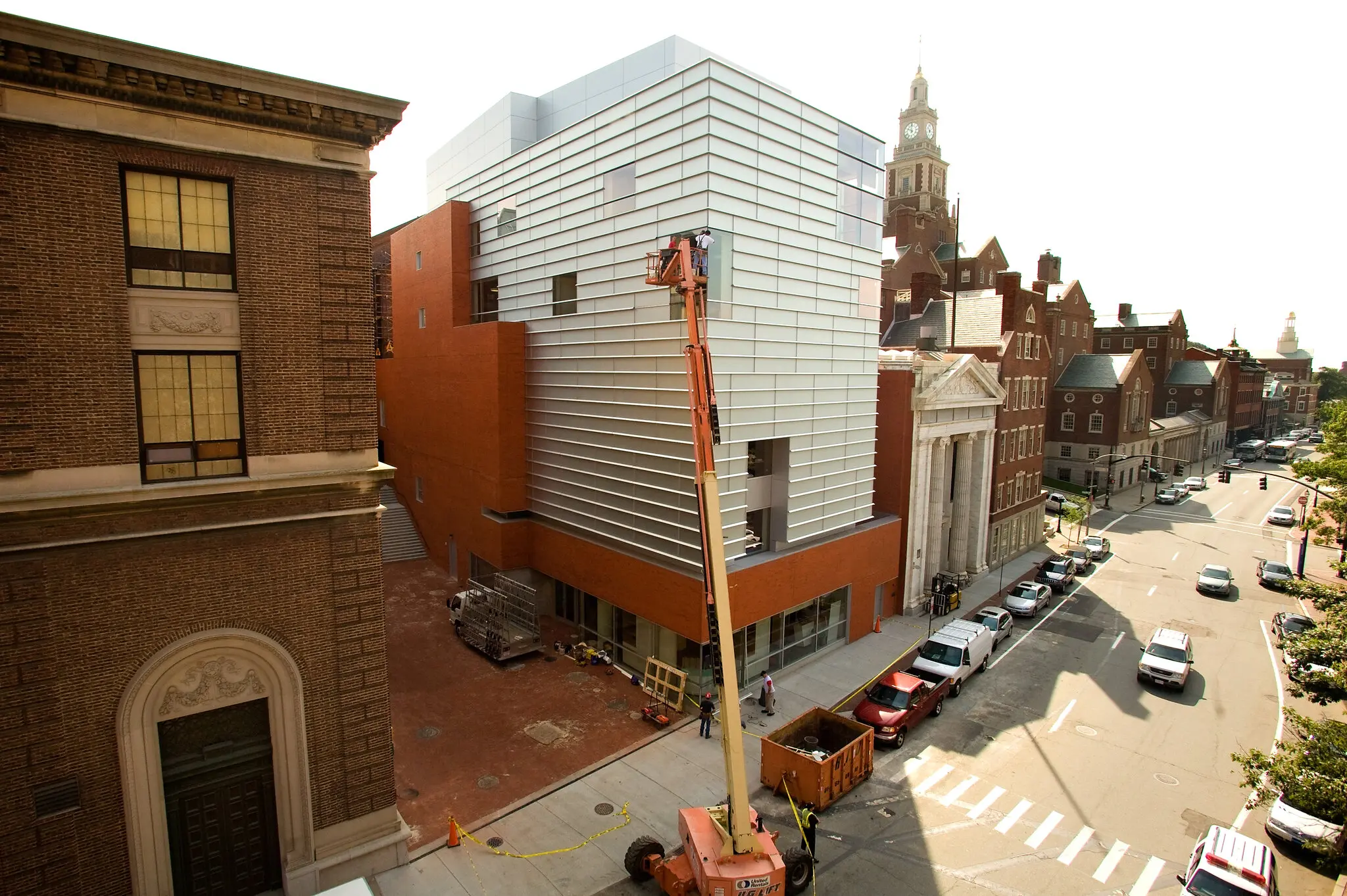 O museu na Escola de Design de Rhode Island, projetado por Rafael Moneo e construído durante os 15 anos de mandato do Sr. Mandle como presidente.Crédito...Erik Jacobs para o The New York Times