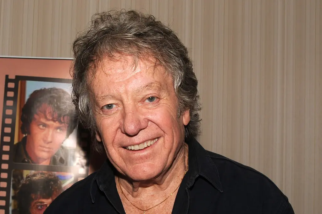 Michael Cole em 2015. (Crédito da fotografia: Cortesia © Copyright All Rights Reserved/ Bobby Bank/WireImage — Getty Images ®/ REPRODUÇÃO/ TODOS OS DIREITOS RESERVADOS)