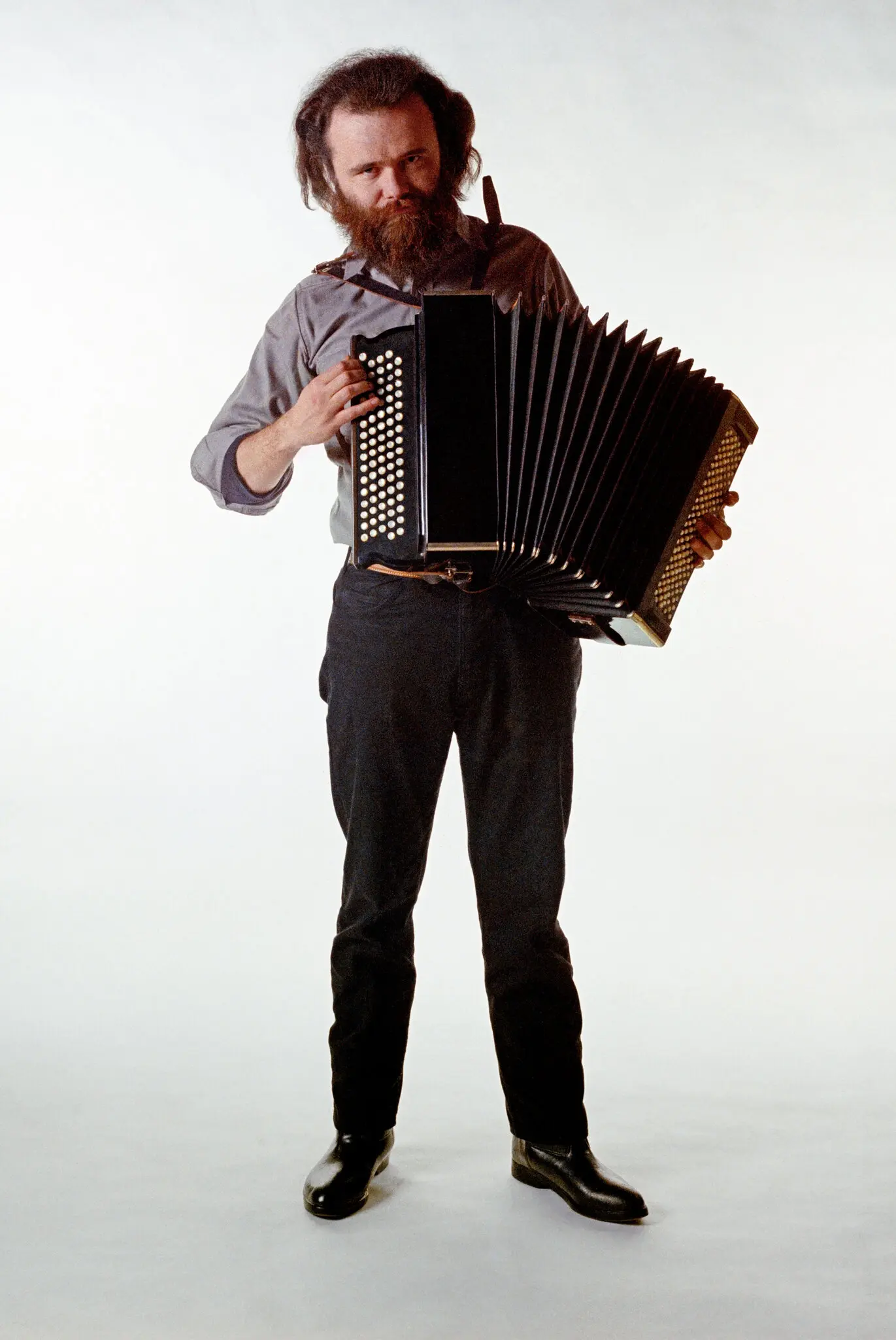 Garth Hudson em 1969. O compositor e guitarrista da banda, Robbie Robertson, o chamou de “de longe o músico mais avançado do rock 'n' roll”.Crédito...David Attie/Getty Images