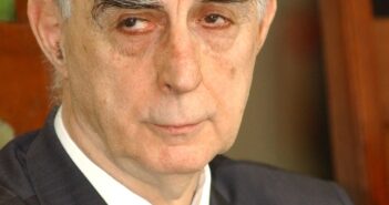 O ex-governador de São Paulo durante posse no cargo na Assembleia Legislativa de São Paulo (Alesp), em 2006. — Foto: Divulgação/Alesp