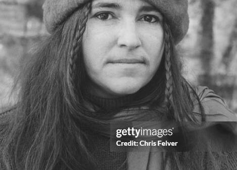 Retrato da poetisa Bernadette Mayer, Nova York, Nova York, 1985. (Foto de Chris Felver/Getty Images)