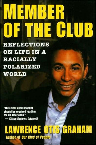 O livro “Member of the Club” do Sr. Lawrence Graham, publicado em 1995, incluía peças de jornalismo imersivo e experimental, como seu relato sobre seu trabalho como ajudante de garçom em um clube de campo em Connecticut.
