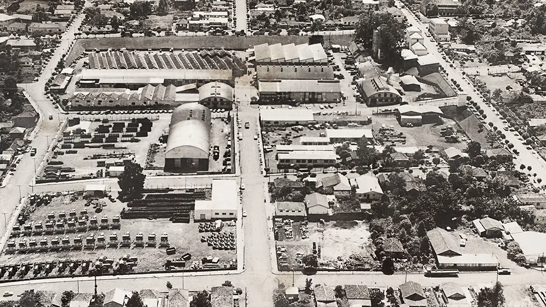Foto aérea de 1970 da Fábrica 1 da SLC, em Horizontina (RS). Crédito: Takaki Fotos/Divulgação MEA.
