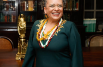 Ana Maria Gonçalves chega para posse na ABL — Foto: Dani Paiva/Divulgação ABL