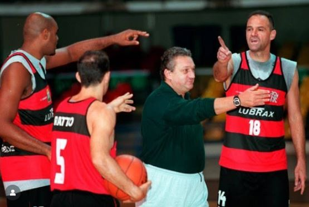 Cláudio Mortari no Flamengo de Oscar em 2000 — Foto: Arquivo pessoal