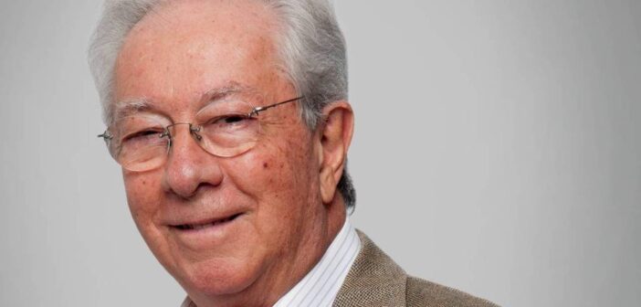 Antônio Novaes foi referência no ensino sobre transporte e gestão de suprimentos. (UFSC/FEESC)